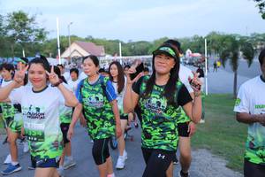 BIB: 
                            <button type="button" onclick="openModal(3631286)" class="btn btn-primary btn-sm float-right btn-popup" data-toggle="modal" data-target=".modal-high-quality">
                        <i class="fas fa-shopping-cart"></i> Add to Cart
                    </button>
                                            <button type="button" onclick="isThisMe(3631286, true)" class="btn btn-success btn-sm float-right btn-popup btn-isme hidden" data-toggle="tooltip" data-placement="bottom" title="นี่คือรูปของคุณใช่ไหม คลิกที่นี่เพื่อเอาเข้าอัลบั้ม">
                        <i class="fas fa-plus"></i> Add to album
                    </button>
                    <button type="button" onclick="isThisMe(3631286, false)" class="btn btn-warning btn-sm float-right btn-popup btn-isnotme hidden">
                        <i class="fas fa-ban"></i> Remove from album
                    </button>